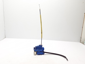 Rear side door lock - 51884142
