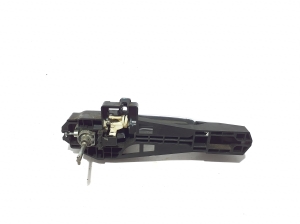 FIAT 500L (2012–2018) Front door external opening handle and its details - 2