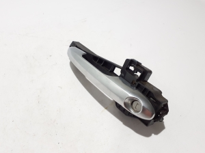 FIAT 500L (2012–2018) Front door external opening handle and its details - 3