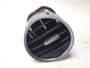 Dashboard air vent grilles - 8H0820951D