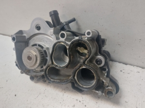 AUDI A4 B9 (2015–2026) Water pump 04E121042L - 2