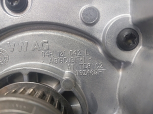 AUDI A4 B9 (2015–2026) Water pump 04E121042L - 3