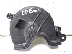 AUDI A4 B9 (2015–2026) Cache de courroie de distribution 04C109121E