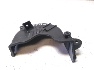 AUDI A4 B9 (2015–2026) Cache de courroie de distribution 04C109121E - 5