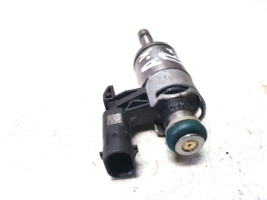AUDI A4 B9 (2015–2026) Injecteur de carburant 04E133036A - 3