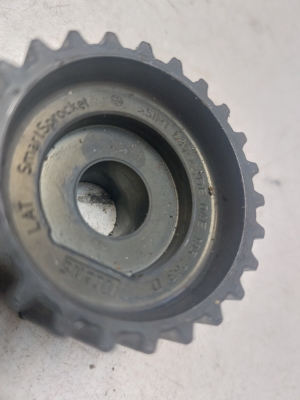 AUDI A4 B9 (2015–2026) Poulie de vilebrequin 04E105263D - 3