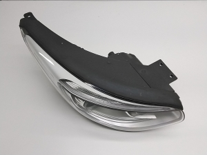Kia Soul (2014–2019) Headlight and its parts 92102E4 - 3