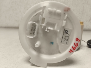 BMW 3 SERIES G20 (2018–2026) Kütusepump paagis 7473449 - 3