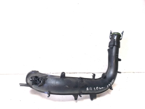 AUDI A4 B9 (2015–2026) Intercooler hose 04E145673J - 3