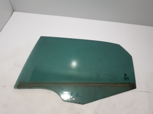Rear side door glass - 51890220