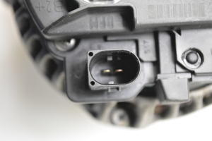 Volkswagen Golf VI (2008–2013) Alternator 03C903023A - 3