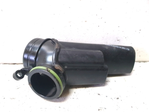 AUDI A4 B9 (2015–2026) Turbo jahutustoru 04E129656K - 3