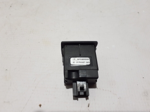 Mercedes Benz AMG GT AMG GT X290 (2018–2026) USB port A2138203001 - 2