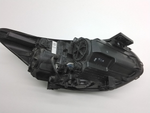 Kia Soul (2014–2019) Headlight 92101E4 - 5