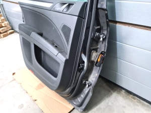 Skoda Superb (2008–2015) Rear side doors and their parts - 4