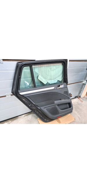Skoda Superb (2008–2015) Rear side doors and their parts - 5