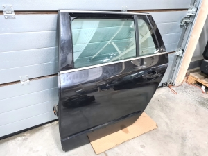 Skoda Superb (2008–2015) Rear side doors and their parts - 6