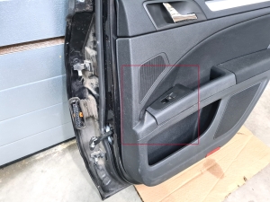 Skoda Superb (2008–2015) Rear side doors and their parts - 9
