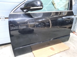 Skoda Superb (2008–2015) Front door and its parts - 9