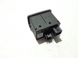 FIAT 500L (2012–2018) USB-Anschluss 33001843 - 3
