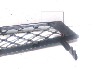 Ford Focus (1998–2005) Front grille 2M518200A6W - 15