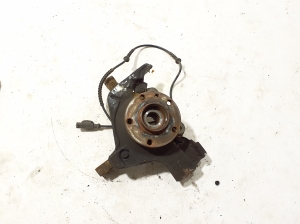 Front wheel hub - 51910431