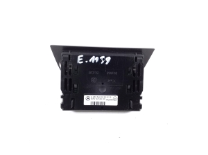 Mercedes Benz SL-Class 230 (2001–2012) Parking system display A2305420223 - 3