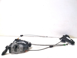 Mercedes Benz GL-Class 166 (2012–2015) Front door lock A2227200535 - 3