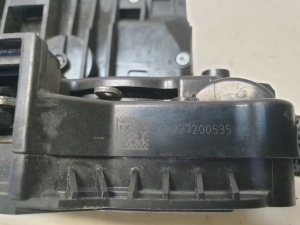 Mercedes Benz GL-Class 166 (2012–2015) Front door lock A2227200535 - 6