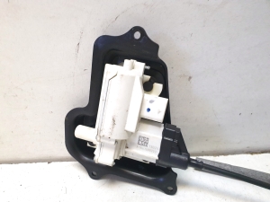 Mercedes Benz GL-Class 166 (2012–2015) Front door lock A2227200835 - 2