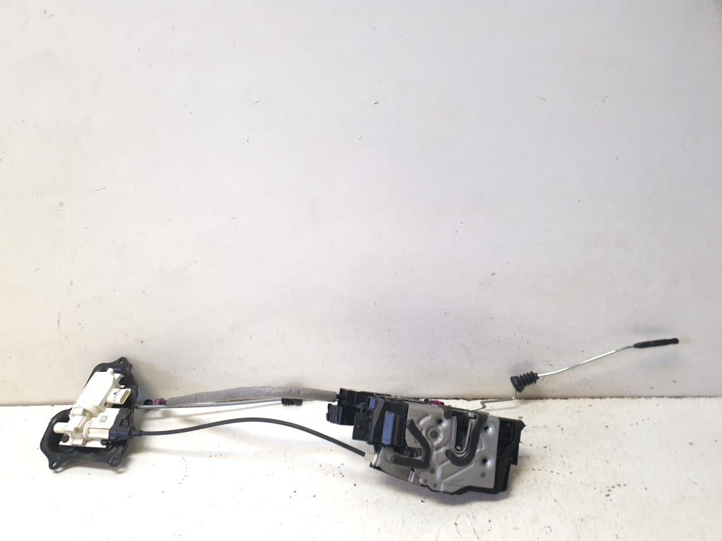 Mercedes Benz GL-Class 166 (2012–2015) Rear side door lock A2227301235 Mercedes Benz GL-Class 166 (2012–2015) Rear side door lock A2227301235