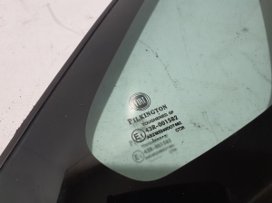 FIAT 500L (2012–2018) Front body quarter glass 51957747 - 4
