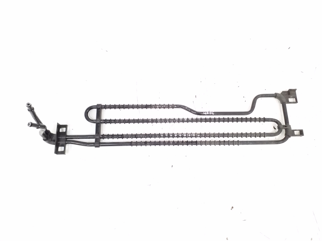 Mercedes Benz SLK-Class 172 (2011–2026) Ölkühler Servokühler A1724603824 Mercedes Benz SLK-Class 172 (2011–2026) Ölkühler Servokühler A1724603824