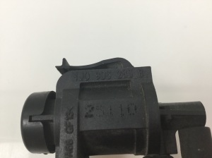 Volkswagen Passat B5 (1997–2005) Magnetventil 1J0906283B - 2