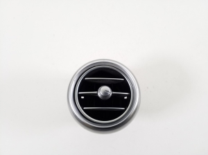 Salona ventilācijas restes - A2058300301