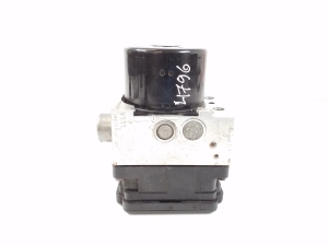 Mercedes Benz SLK-Class 172 (2011–2026) ABS bloks A1729014000 - 2