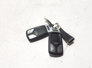 AUDI A5 (2016–2026) Ignition key 4M0959754T - 2