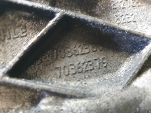 Mercedes Benz GLK-Class 204 (2008–2015) Halter für Ölkühler 70362380 - 2