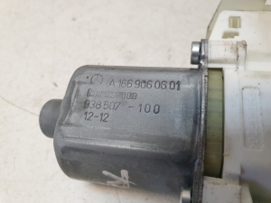 Mercedes Benz ML-Class 166 (2011–2015) Hinterer Seitentür-Fensterhebermotor A1669060601 - 4
