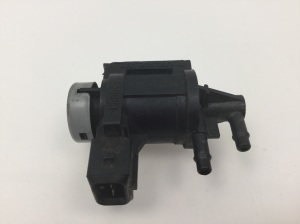 AUDI A4 B6 (2000–2005) Solenoid 1J0906283A - 2