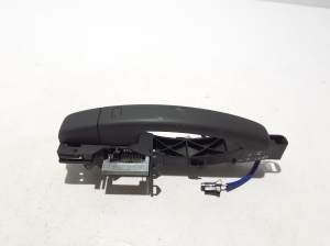RENAULT Trafic III (2014–2022) Front door external opening handle and its details - 3