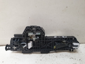 Mercedes Benz GL-Class 166 (2012–2015) Front door exterior handle A2047602434 - 4