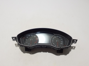   Instrument cluster  - 8W6920770A 