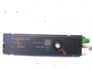 Mercedes Benz ML-Class 166 (2011–2015) Antenna amplifier A1668201689 - 2