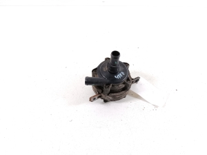   Pompe à eau auxiliaire  - 13597901 