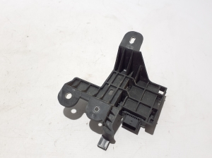 RENAULT Arkana (2019–2026) Pimeda nurga radar Distronic 284E74819R - 2