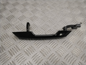 Polestar 2 II (2021–2026) Front door exterior handle 32239112 - 3