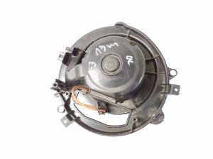 AUDI A3 8V (2012–2020) Heizungsgebläsemotor 5Q2819021B - 3