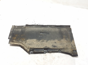 AUDI A5 (2016–2026) Underbody shield 8W6825207B - 3