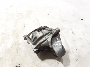 AUDI A5 (2016–2026) Engine mount 4M0199371FC - 2